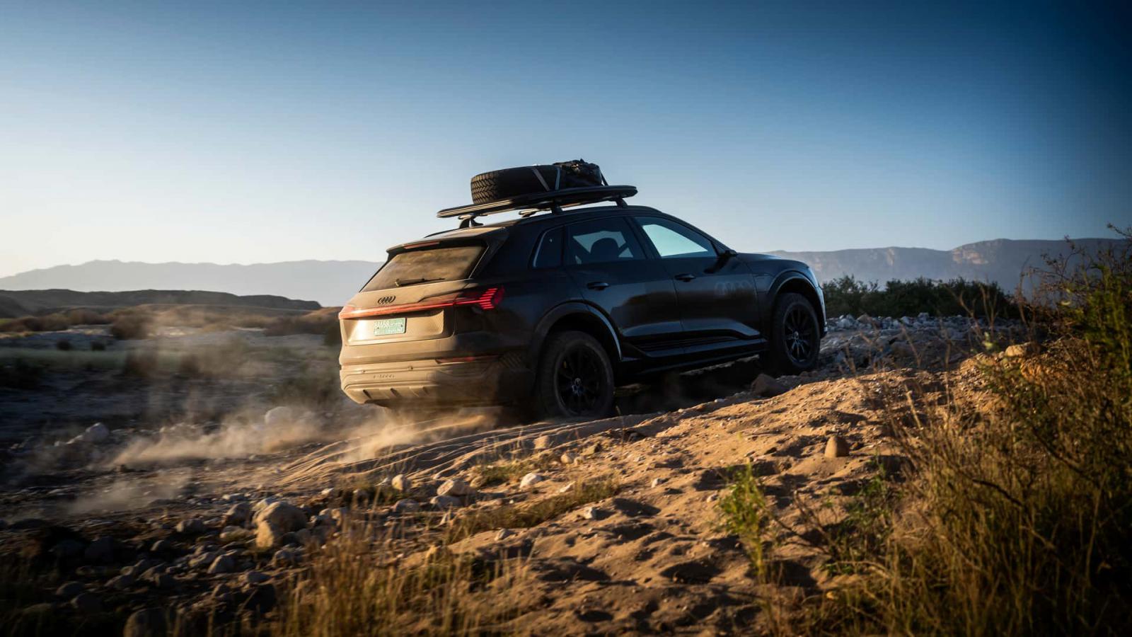 Έτοιμο για αχαλίνωτο off-roading το νέο Audi Q8 e-tron Edition Dakar